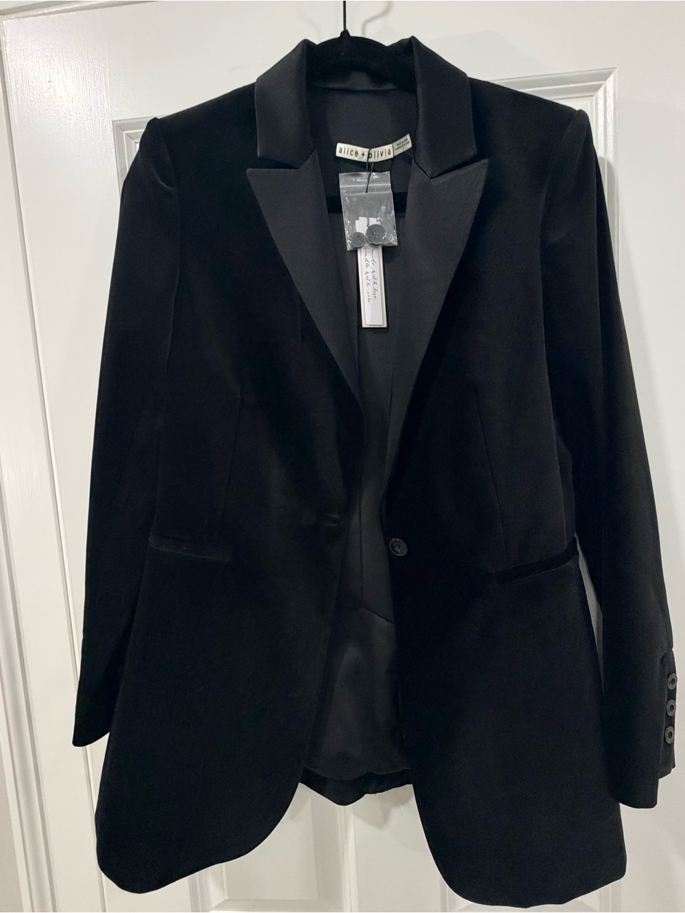 Alice + Olivia Black Velvet Tailored Blazer